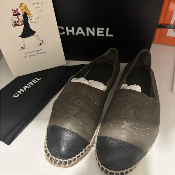 CHANEL, Shoes, Chanel Espadrilles Sz 38 Fit Like 37